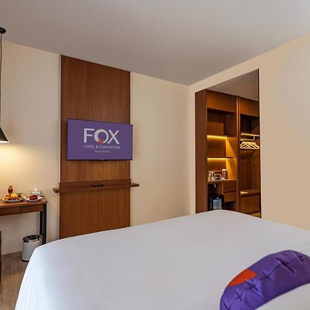 Fox Harris Hotel & Convention Banjarnegara Bagian luar foto