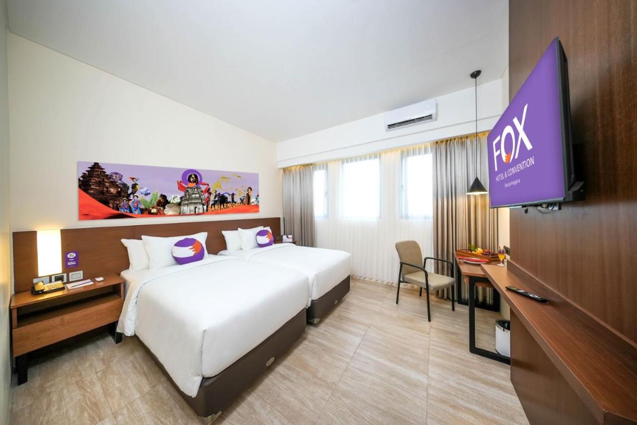 Fox Harris Hotel & Convention Banjarnegara Bagian luar foto